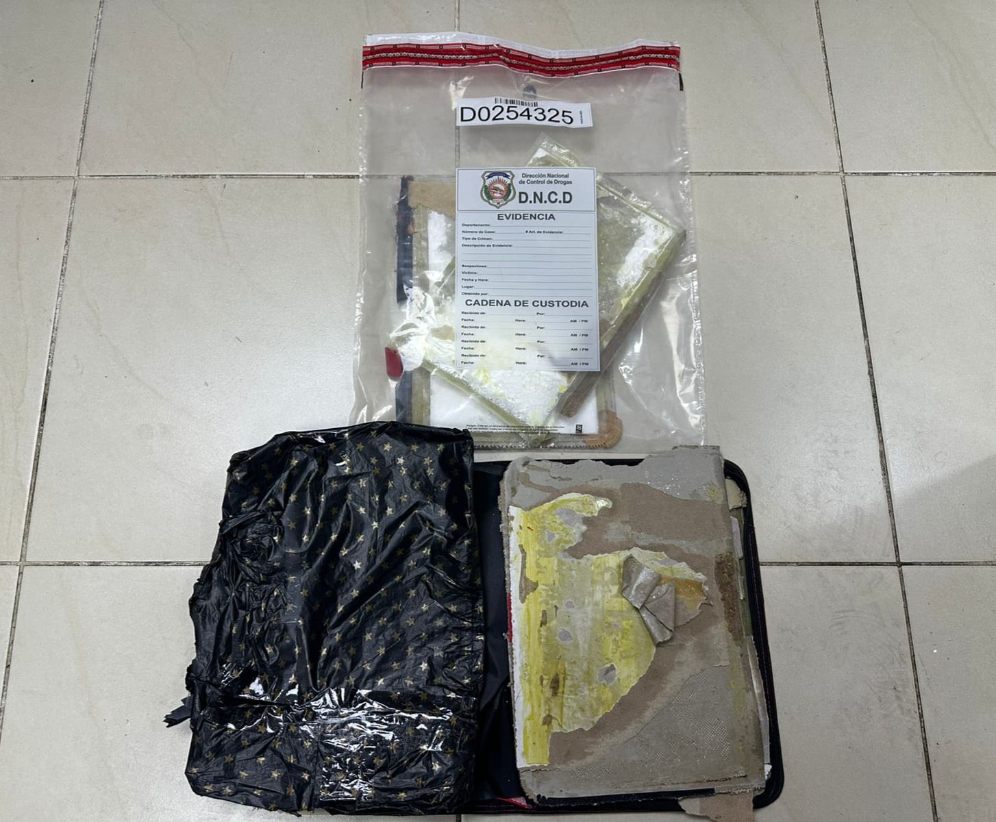 DNCD frustra envío de cocaína oculta en carpetas con destino a EE. UU. y Róterdam