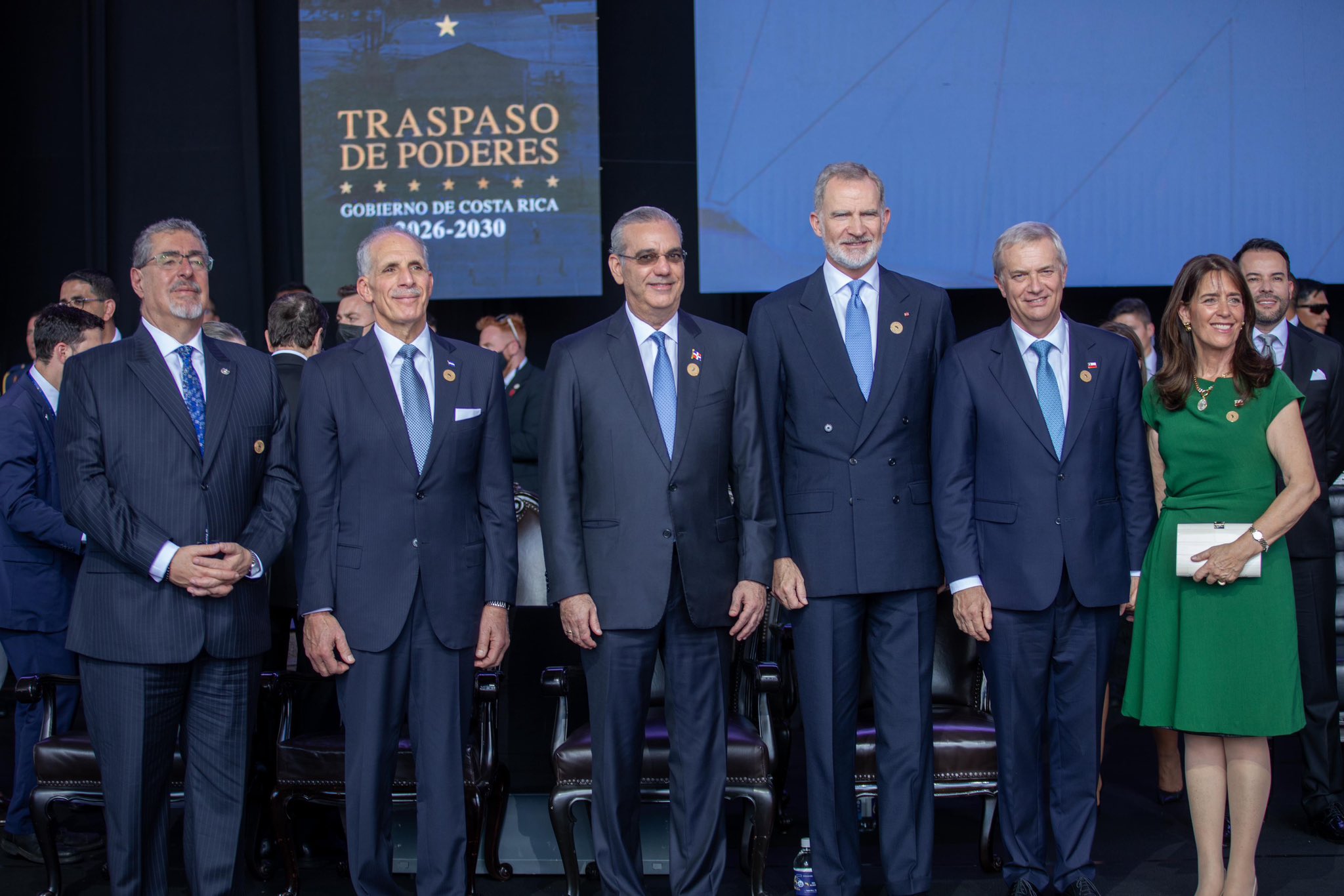 Transmisión de mando reúne a Abinader y nueva presidenta de Costa Rica