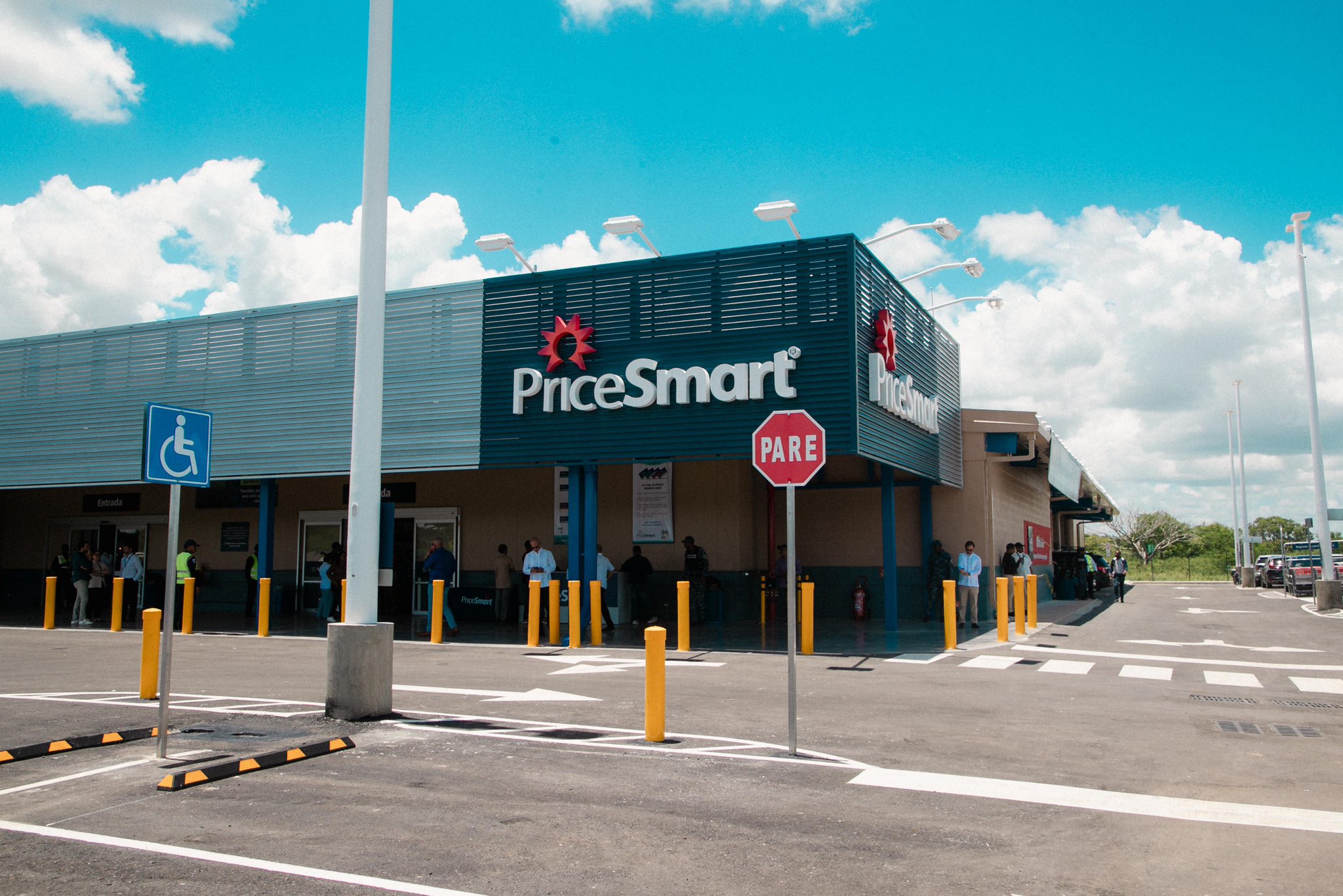 PriceSmart inaugura nueva sucursal en La Romana con inversión de USD 21.1 millones