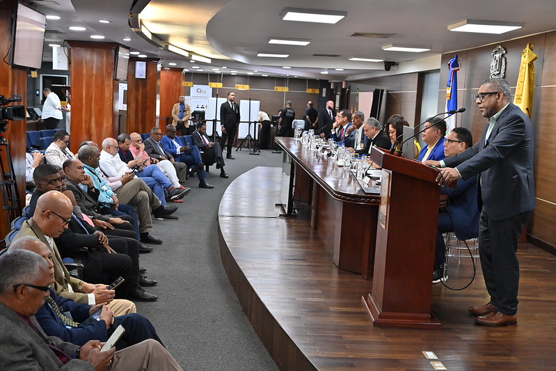 Cedulación: JCE se reúne con partidos por avances del proceso