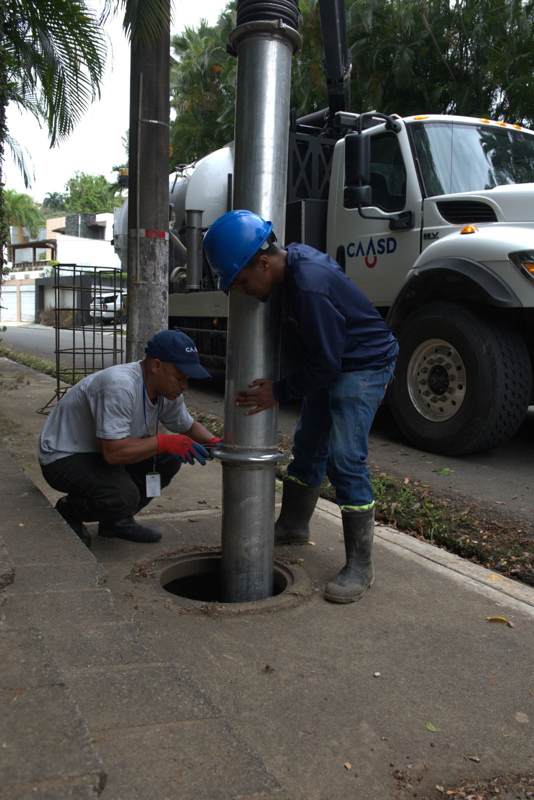 Servicio de agua mejorará tras operativo de la Caasd en Cuesta Hermosa 