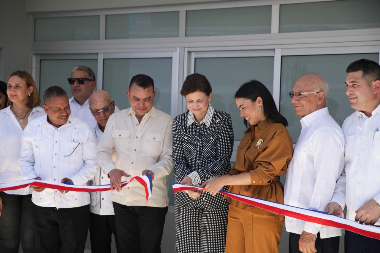 Hospital municipal renovado fortalece servicios de salud en Castañuelas