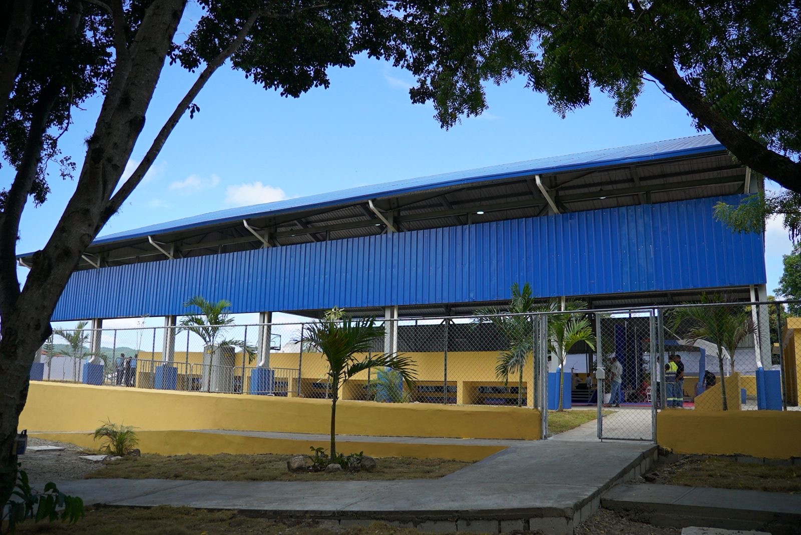 Techado escolar inaugurado por el presidente Abinader beneficiará a más de 900 estudiantes en Sabana Larga, San José de Ocoa