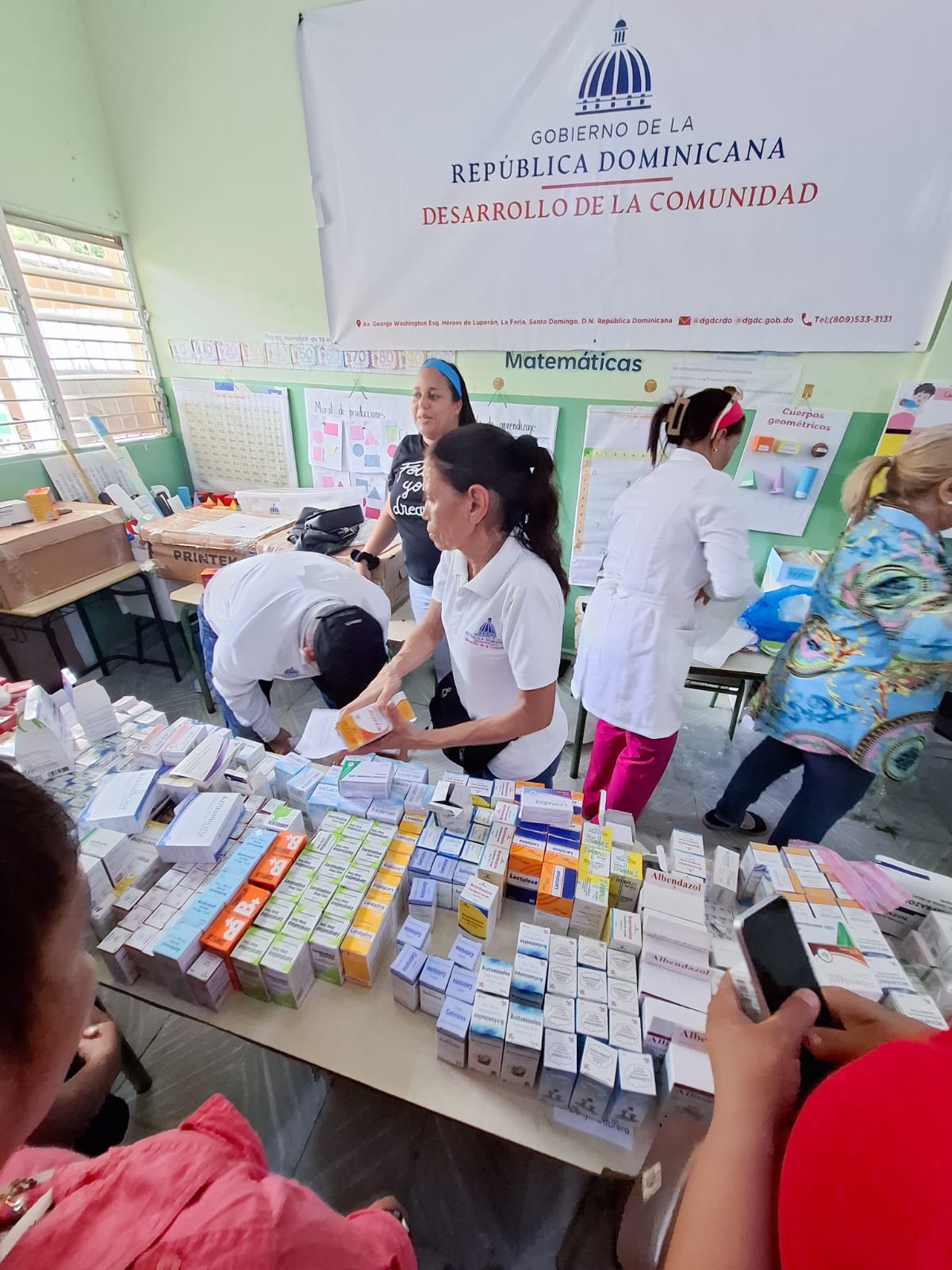 Asistencia social y servicios médicos beneficiaron a cientos de familias vulnerables en Laguna Salada