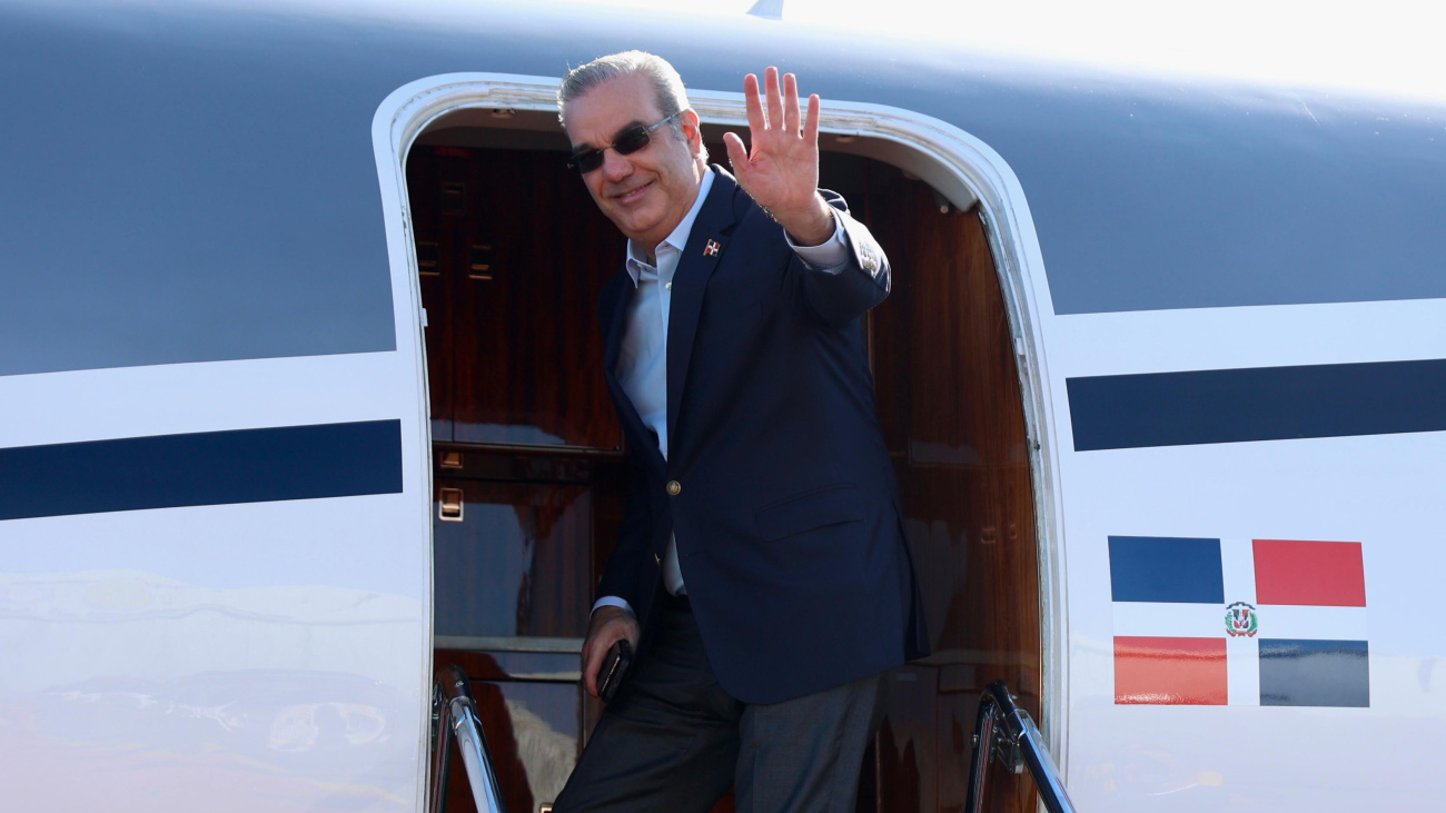 Toma posesión: presidente Abinader viaja a Costa Rica para investidura presidencial
