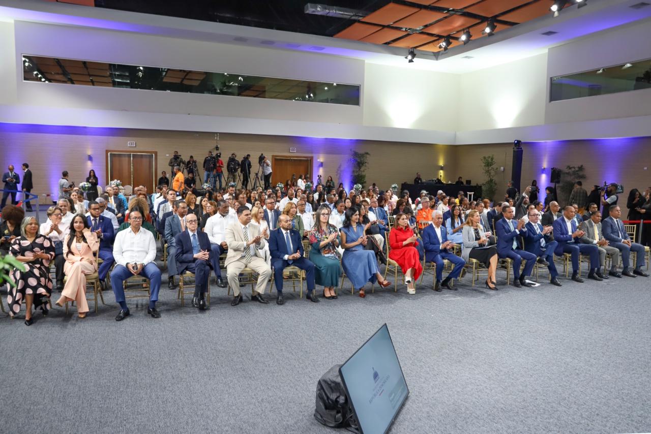 Seguros paramétricos protegerán a 3,030 familias vulnerables ante lluvias y huracanes en RD