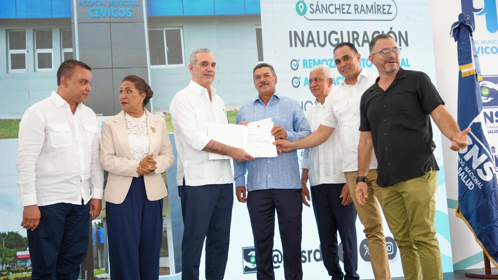 Hospital Cevicos es entregado remozado por Abinader, quien anuncia nuevo centro clínico-quirúrgico en Cotuí