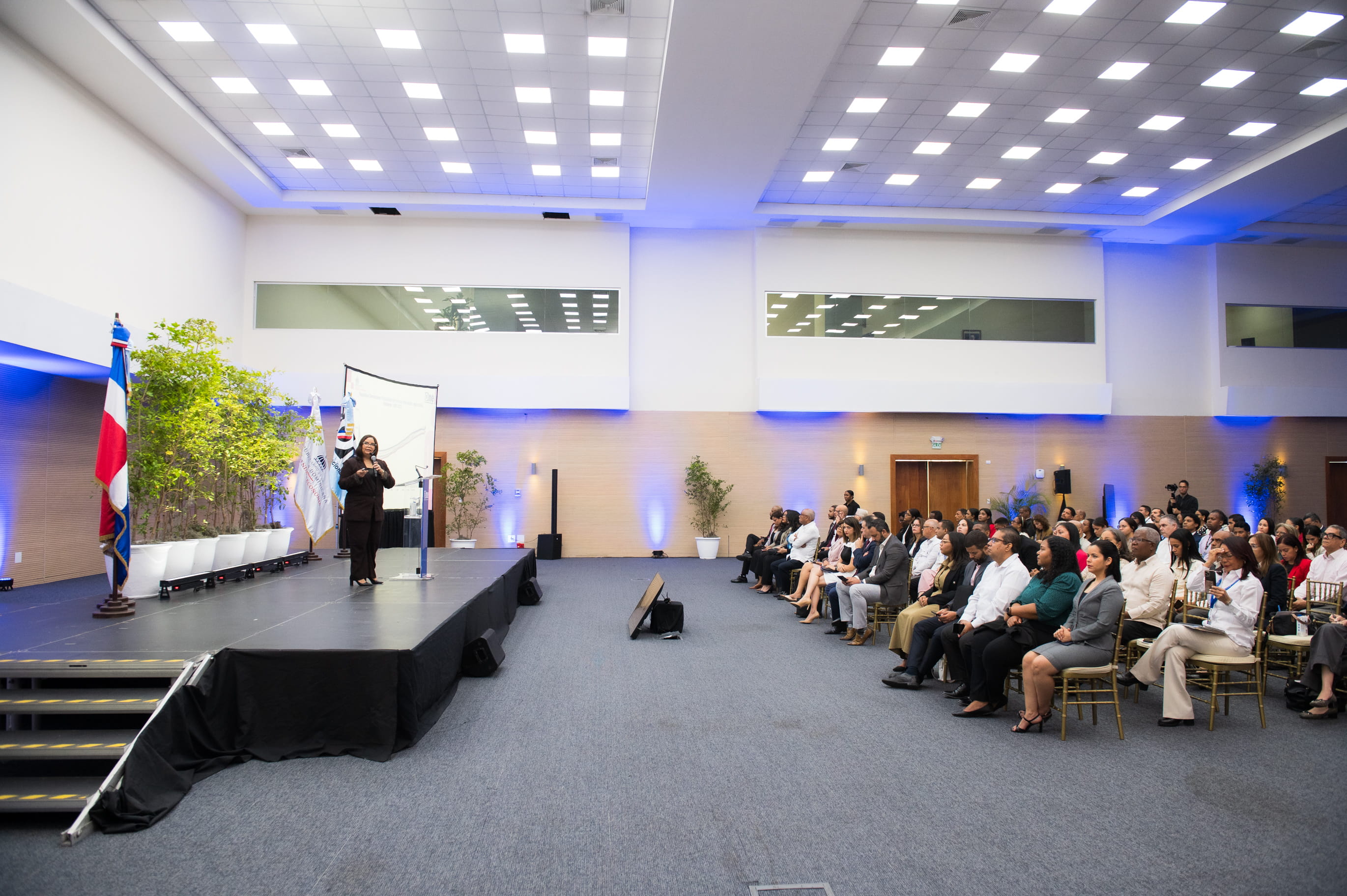 Transición demográfica marca nueva etapa en RD con menor fecundidad y mayor esperanza de vida