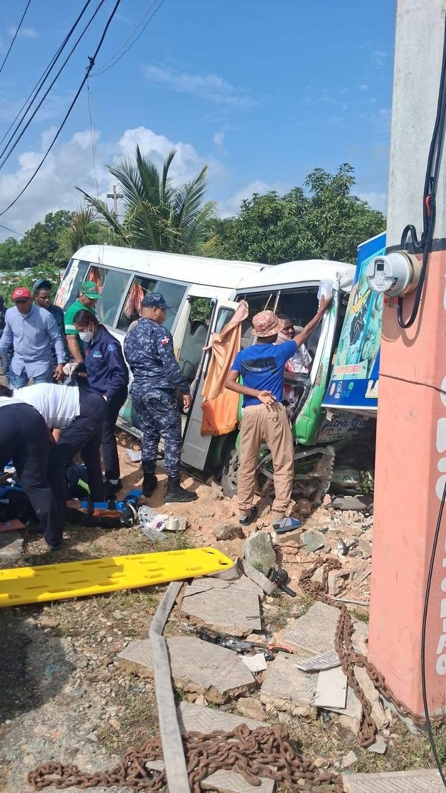 Accidente vial deja ocho heridos tras siniestro en carretera Hato Mayor-San Pedro de Macorís