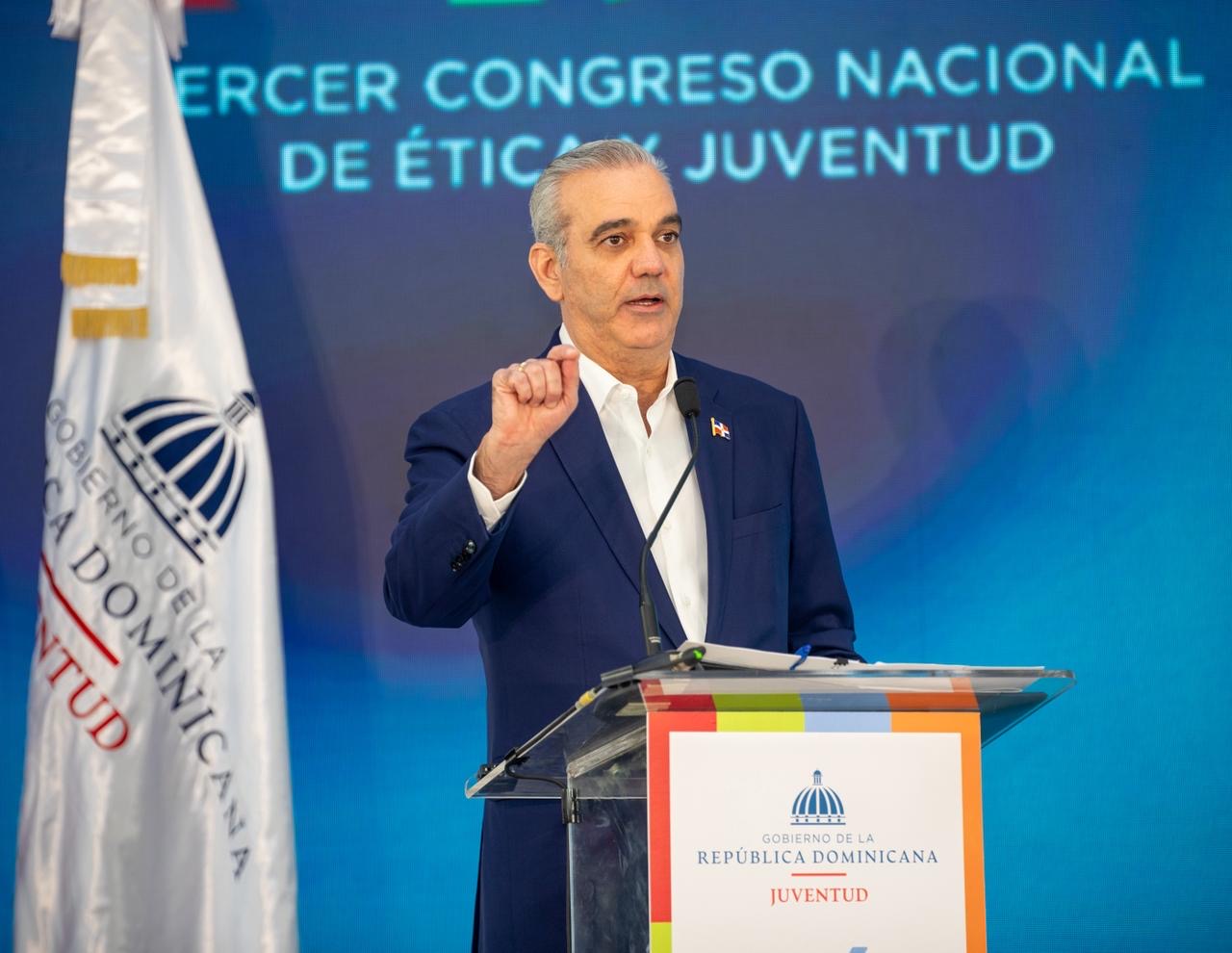 La ética juvenil centró el llamado de Abinader a los jóvenes para integrarse al nuevo Sistema Nacional de Ética