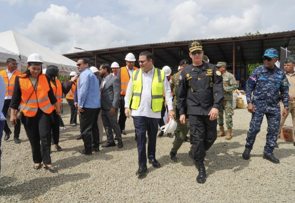 Comercio ilícito: Yayo y CECCOM destruyen casi 20 millones de mercancías ilegales valoradas en RD$394 millones