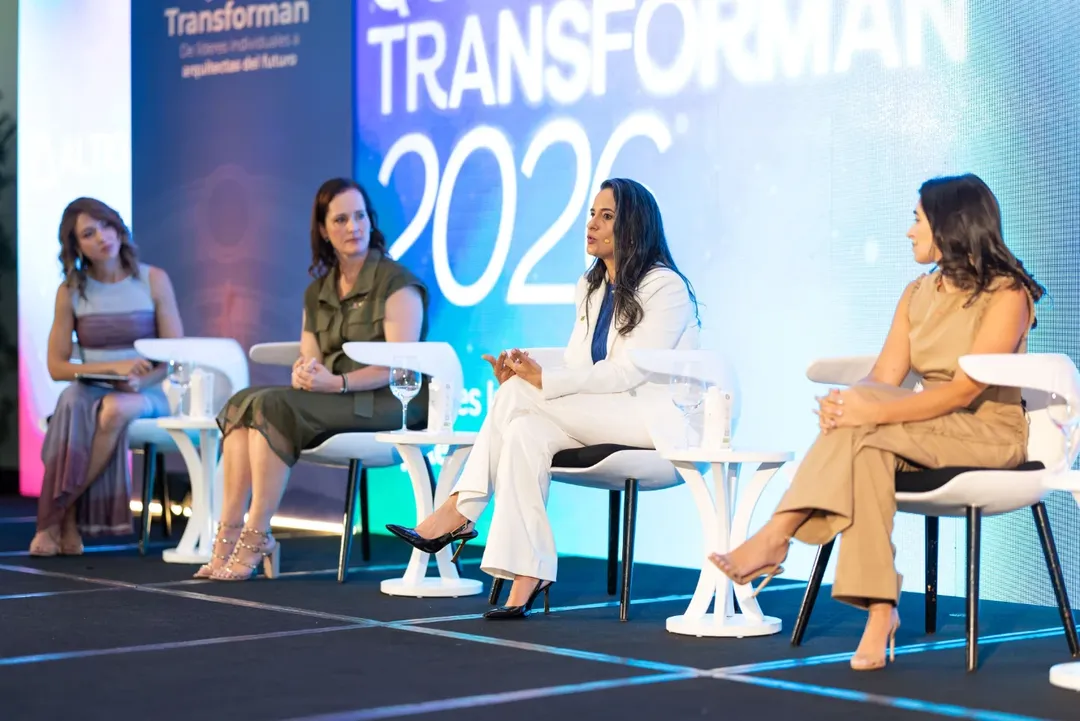Liderazgo femenino reúne a referentes de innovación, ciencia y negocios en cuarta edición de Mujeres que Transforman