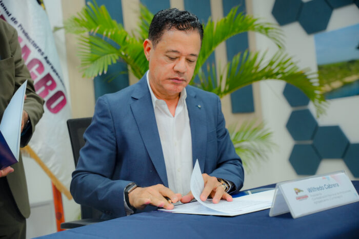 Modernización agro es impulsada por acuerdo entre TNR y Confenagro para fortalecer tecnología y capacitación