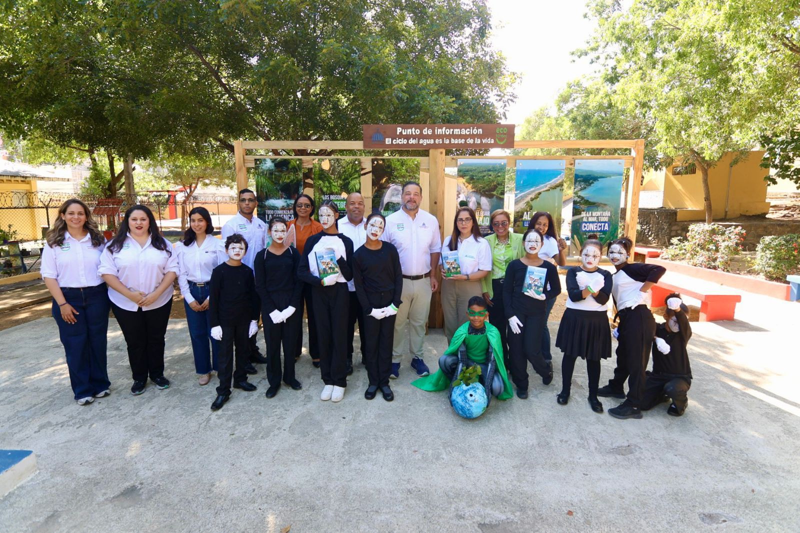 Educación ambiental fortalece a más de 4,000 estudiantes con Campamento Ecohéroes 2026 en Santo Domingo y Santiago