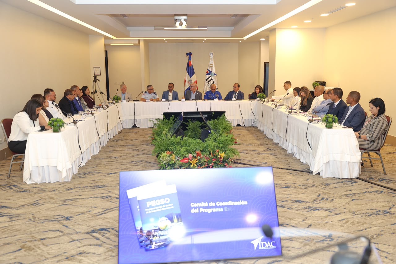 Seguridad operacional avanza con comité del IDAC que integra seis autoridades aeronáuticas del Estado