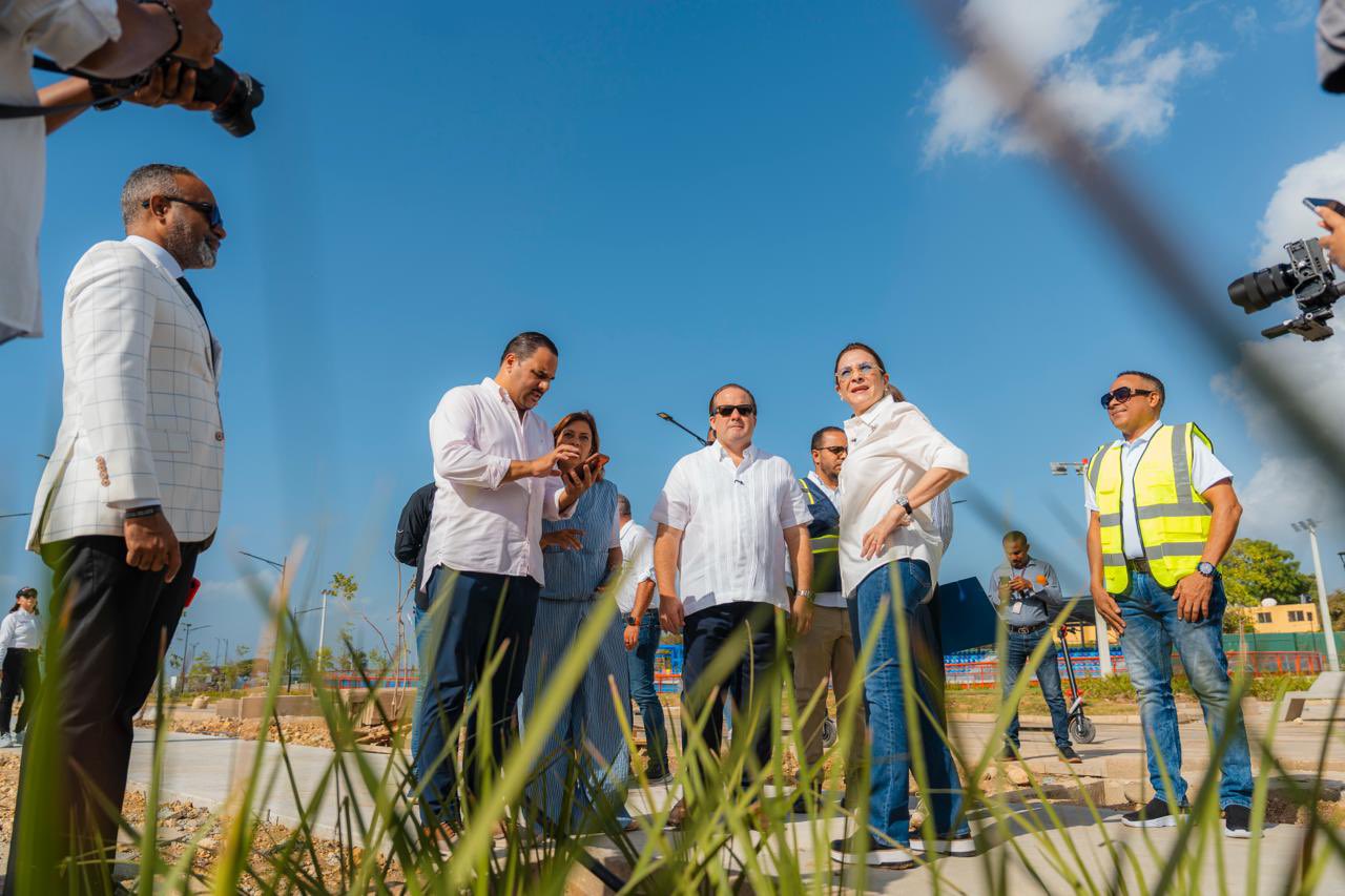 Paseo 30 de Mayo será inaugurado la próxima semana tras supervisión de Carolina Mejía y Paliza