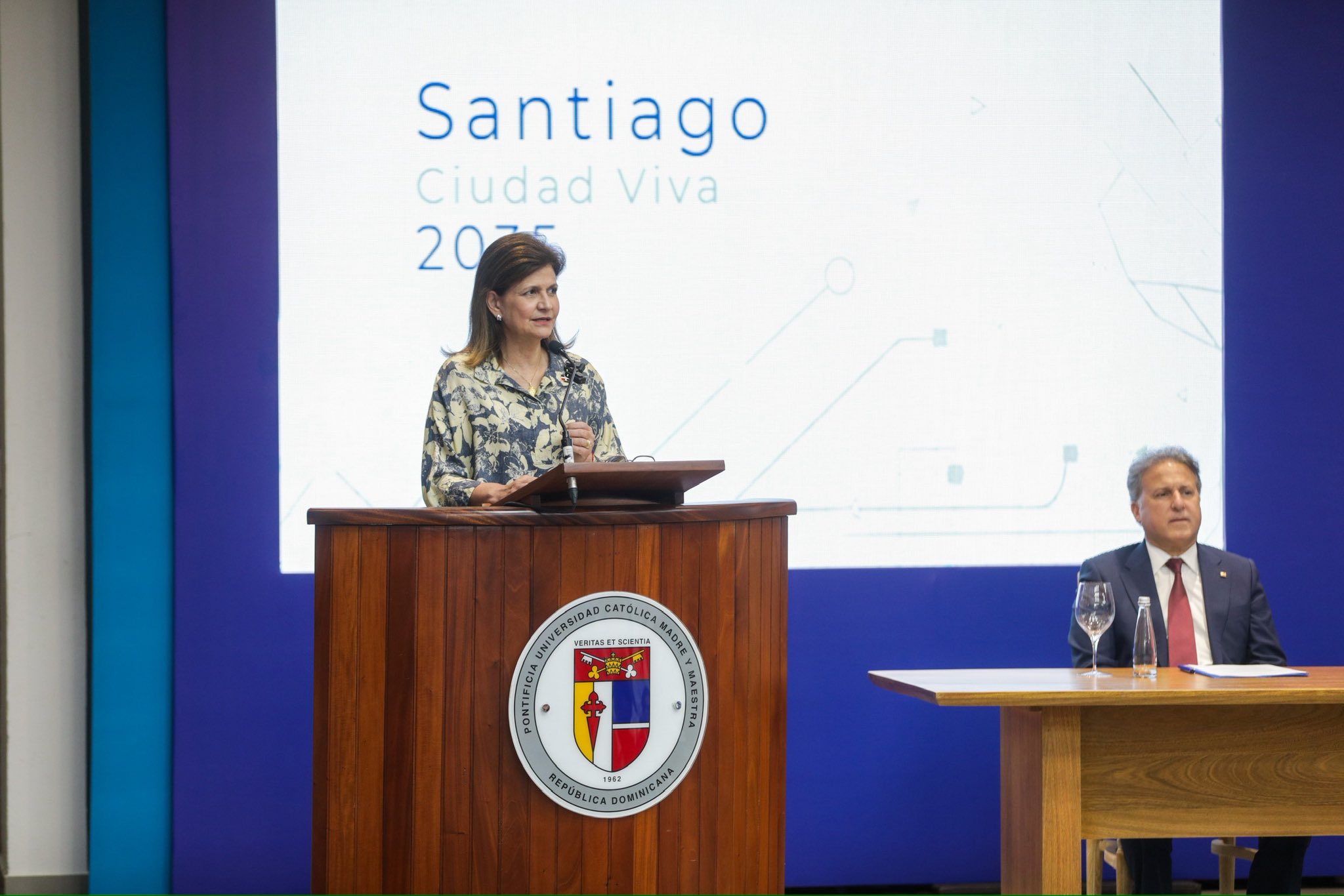 Desarrollo urbano impulsa pacto para construir la visión de "Santiago Ciudad Viva 2035"