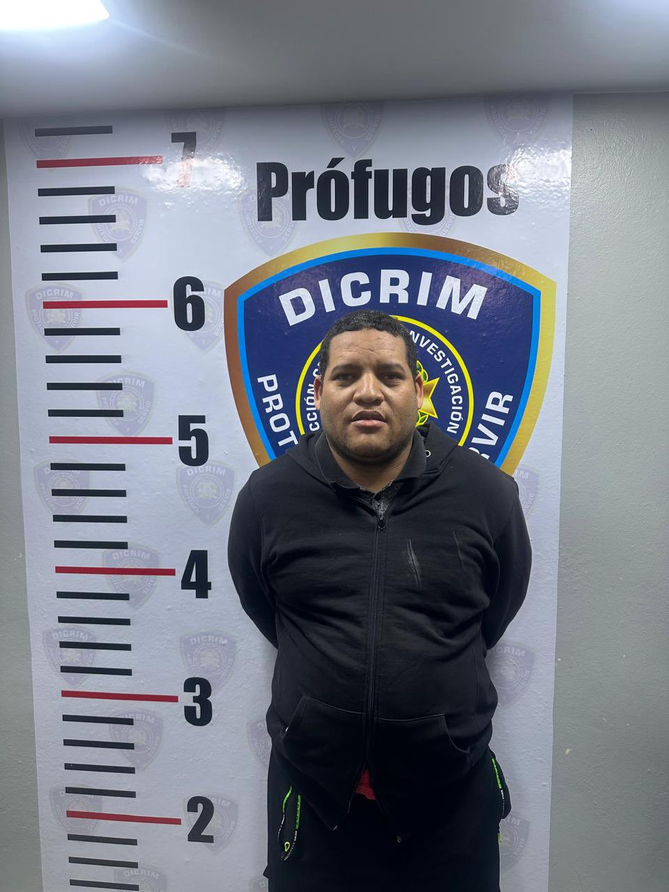 Arrestan a "Mantequilla" por estafa, agresión física y tentativa de homicidio tras persecución judicial