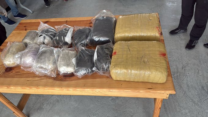 Marihuana incautada en Barahona deja un detenido tras decomiso de 37 libras ocultas en vehículo