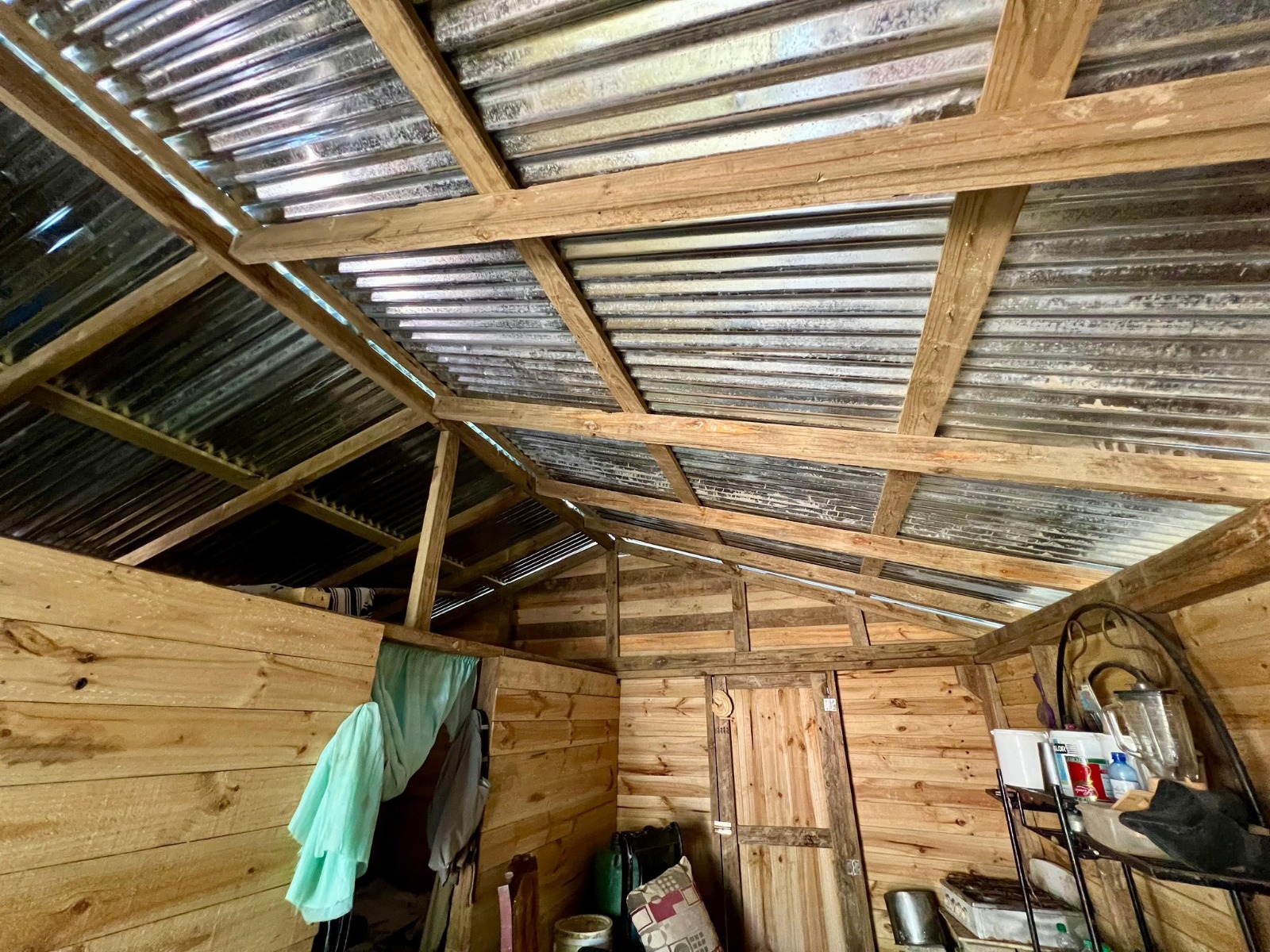 Viviendas reconstruidas benefician a más de 45 familias afectadas por inundaciones en Villa Montellano