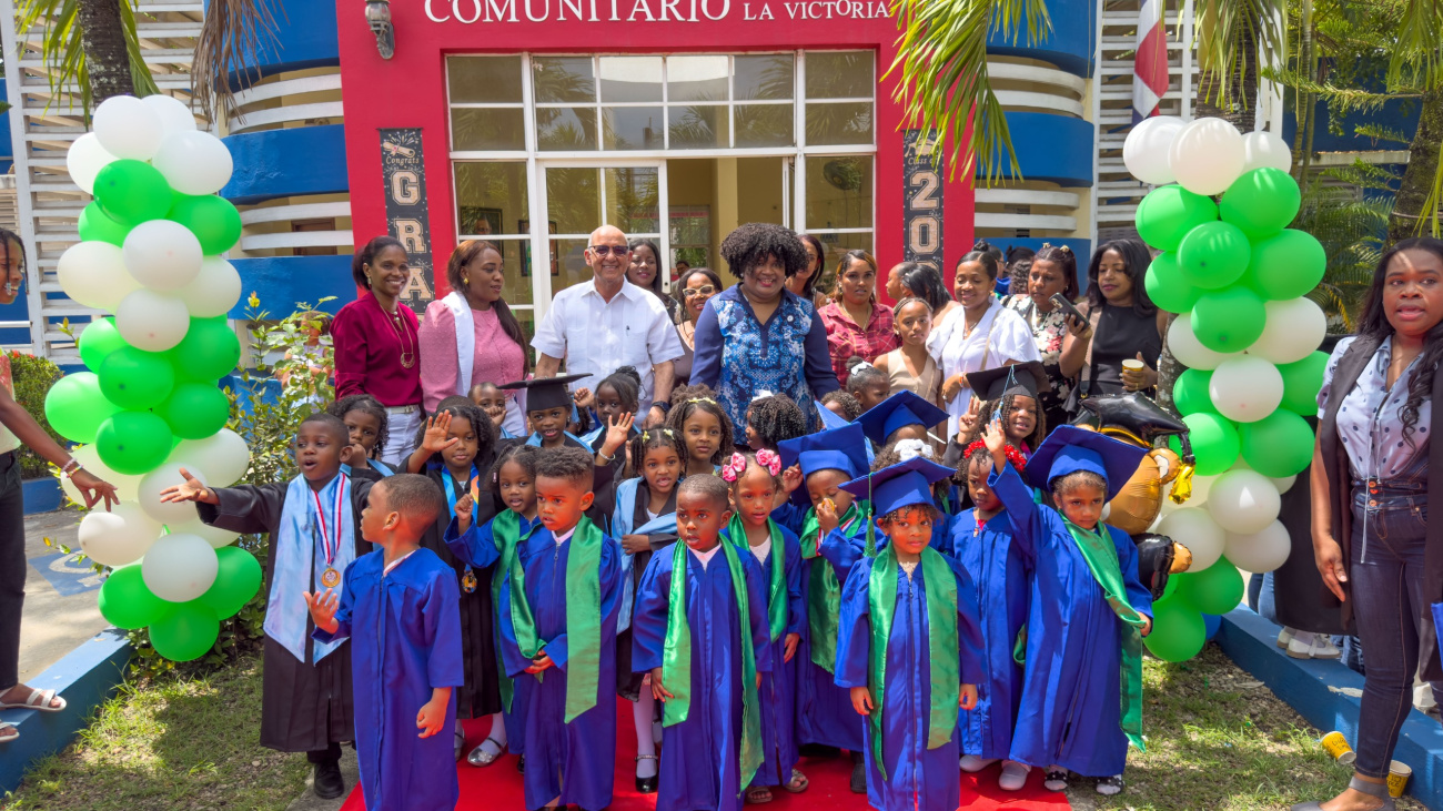 Estimulación temprana beneficia a 1,650 niños que culminan programa de los Centros Tecnológicos Comunitarios