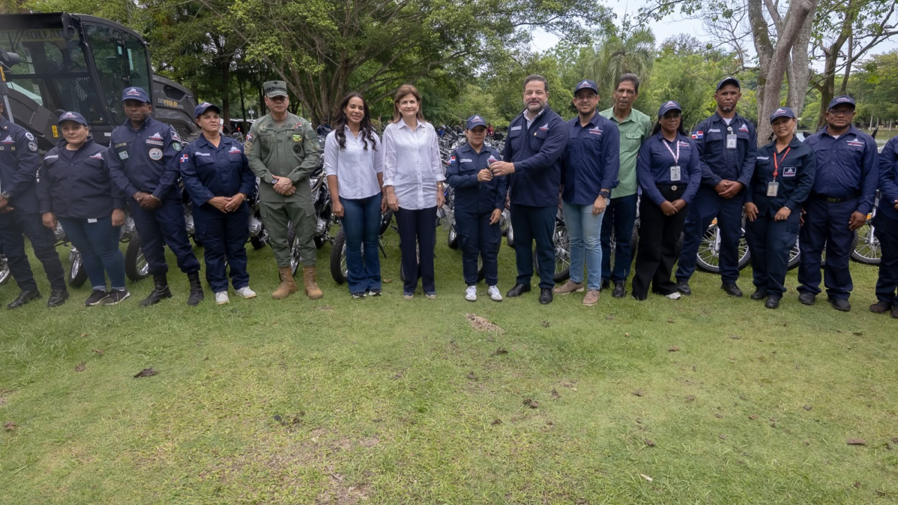 Guardaparques recibirán aumento salarial y nuevos equipos para fortalecer protección ambiental