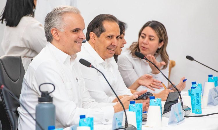 Salud preventiva fortalece a Santiago con más de 1.7 millones vacunados y reducción de mortalidad infantil