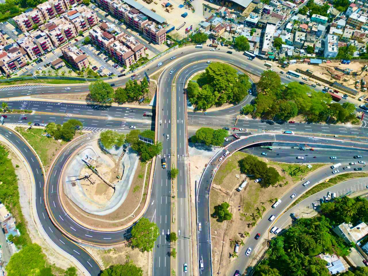 Obras estatales llegan a las 31 provincias y el Distrito Nacional durante la gestión de Luis Abinader