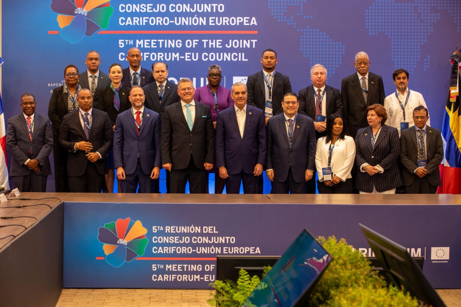 Integración regional impulsa al presidente Luis Abinader al fortalecer acuerdo CARIFORO Unión Europea y comercio exterior