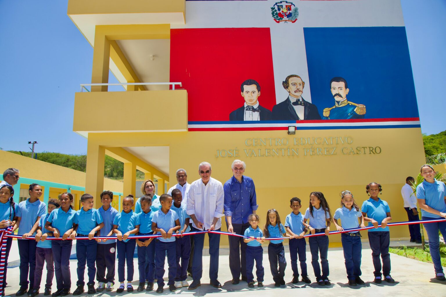 Educación pública, Santiago, Luis Abinader, Ministerio de Educación, Escuelas públicas