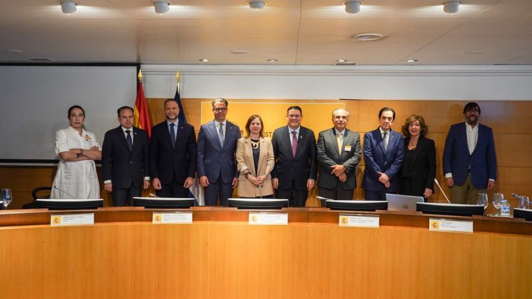 Inversiones para semiconductores fue el eje de la agenda de Yayo Sanz Lovatón en España