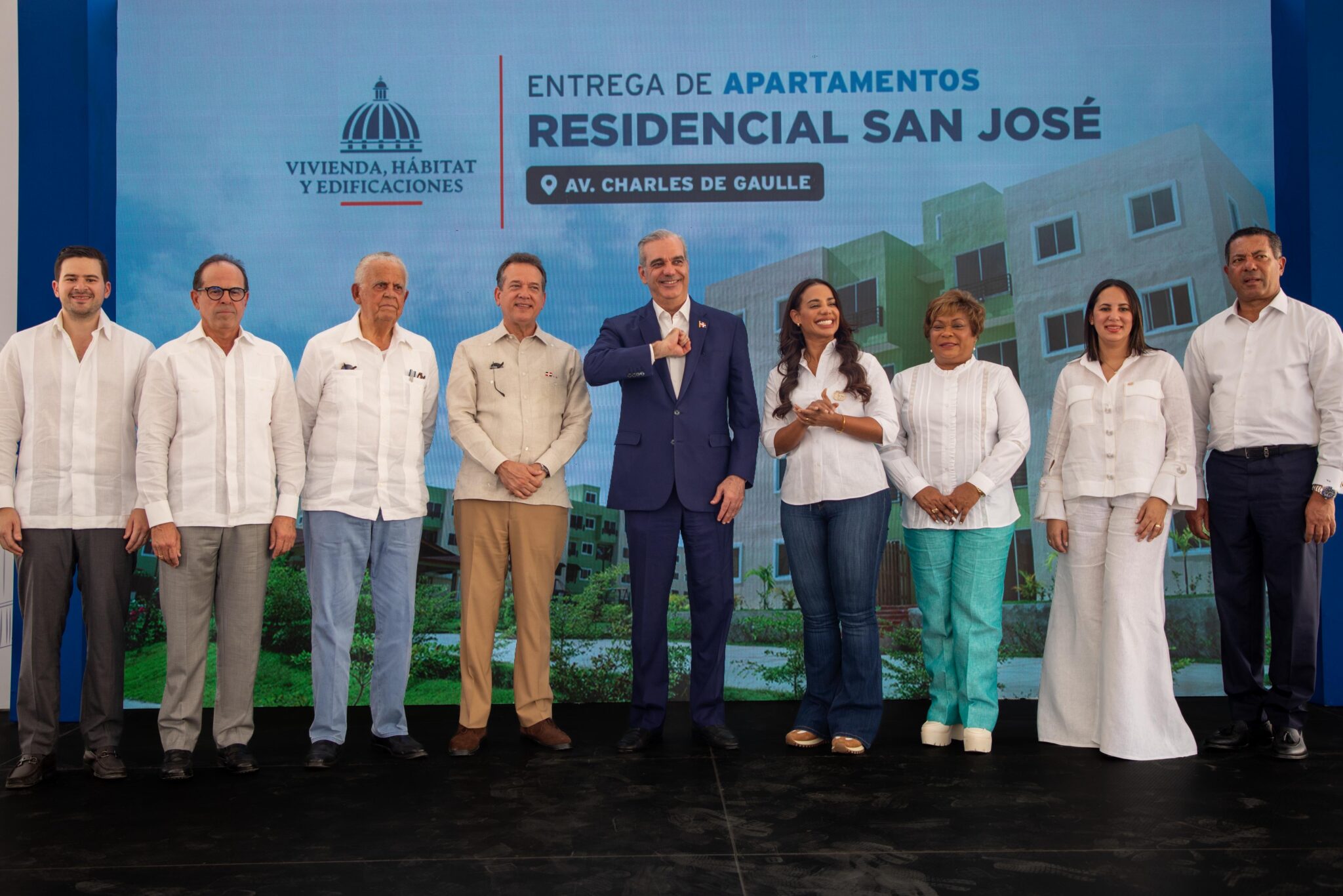Viviendas dignas son entregadas por Luis Abinader a través del Plan Familia Feliz en Santo Domingo Norte
