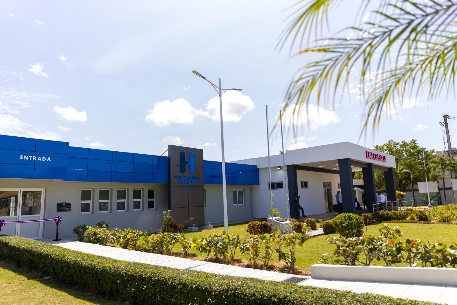 Hospital Cevicos es entregado remozado por Abinader, quien anuncia nuevo centro clínico-quirúrgico en Cotuí