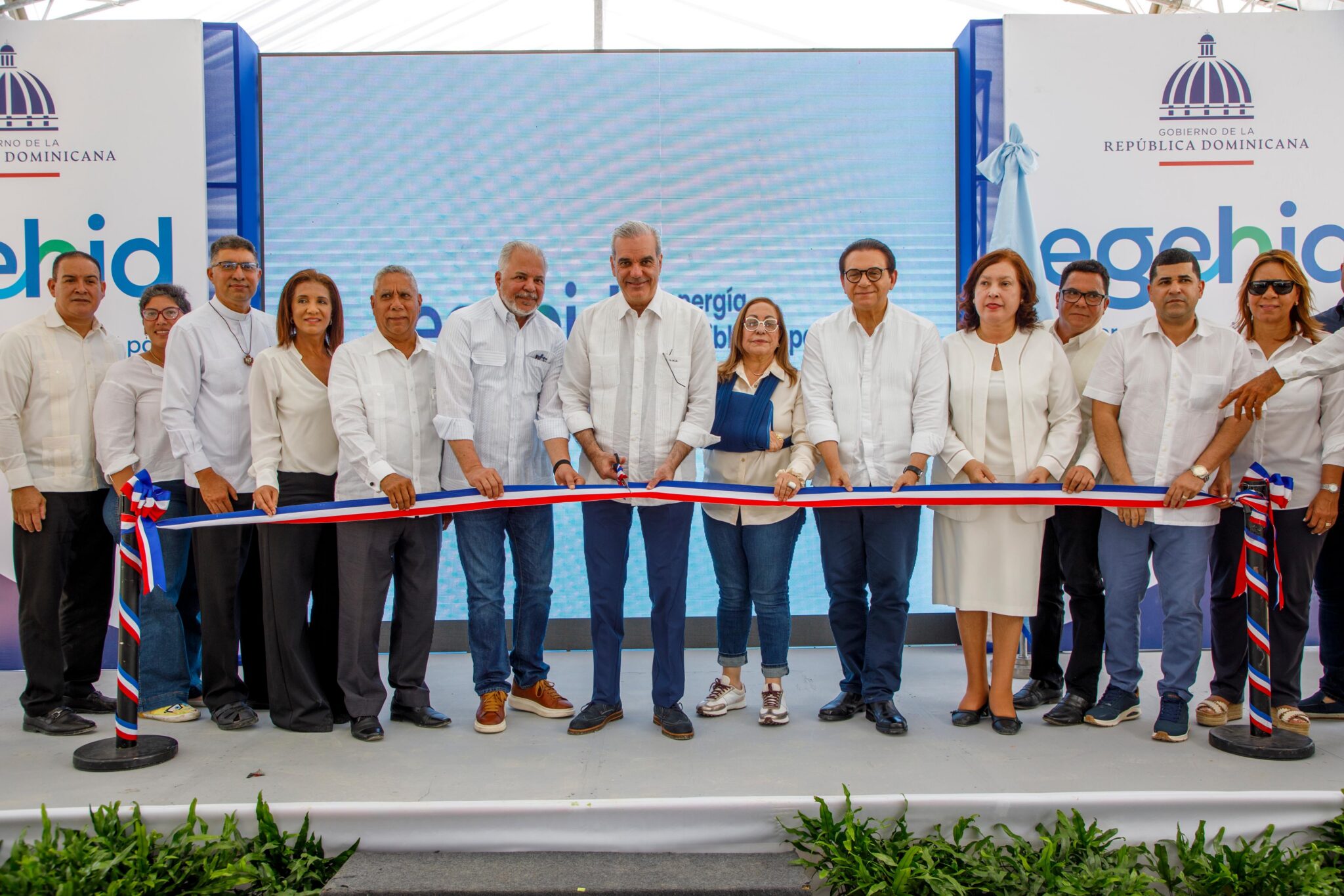 Carretera inaugurada por Luis Abinader impulsa producción agrícola y movilidad en la sierra de Santiago
