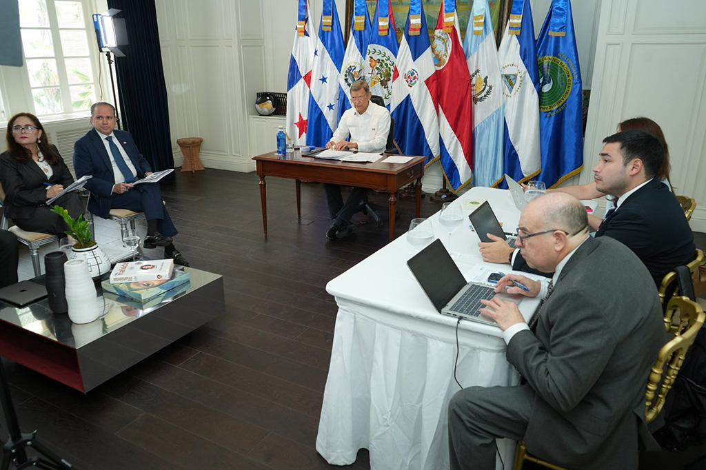 Reunión del SICA reúne a cancilleres bajo liderazgo dominicano para preparar cita de jefes de Estado
