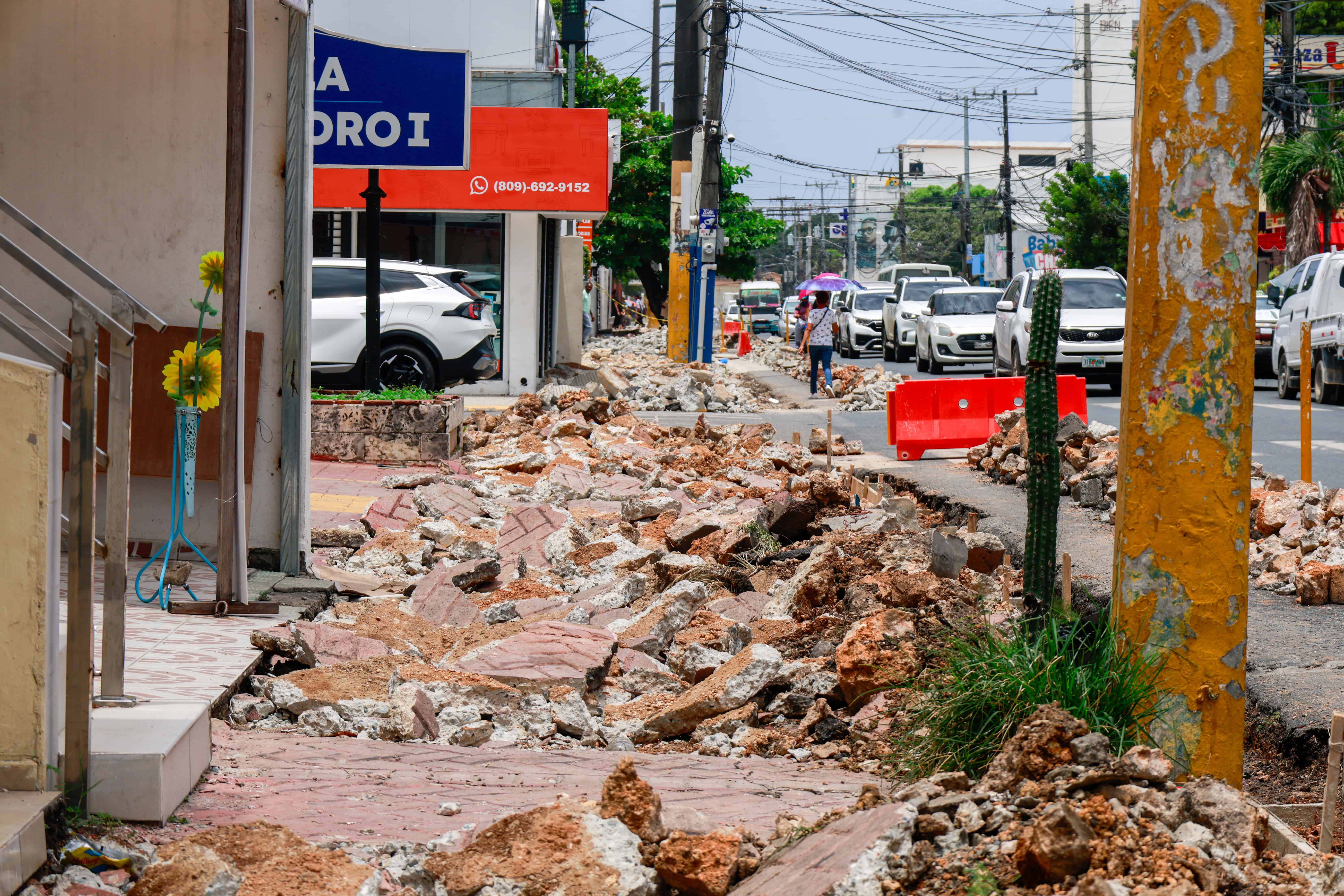Sabana Larga avanza con urbanismo táctico e inversión RD$100 millones para priorizar peatones