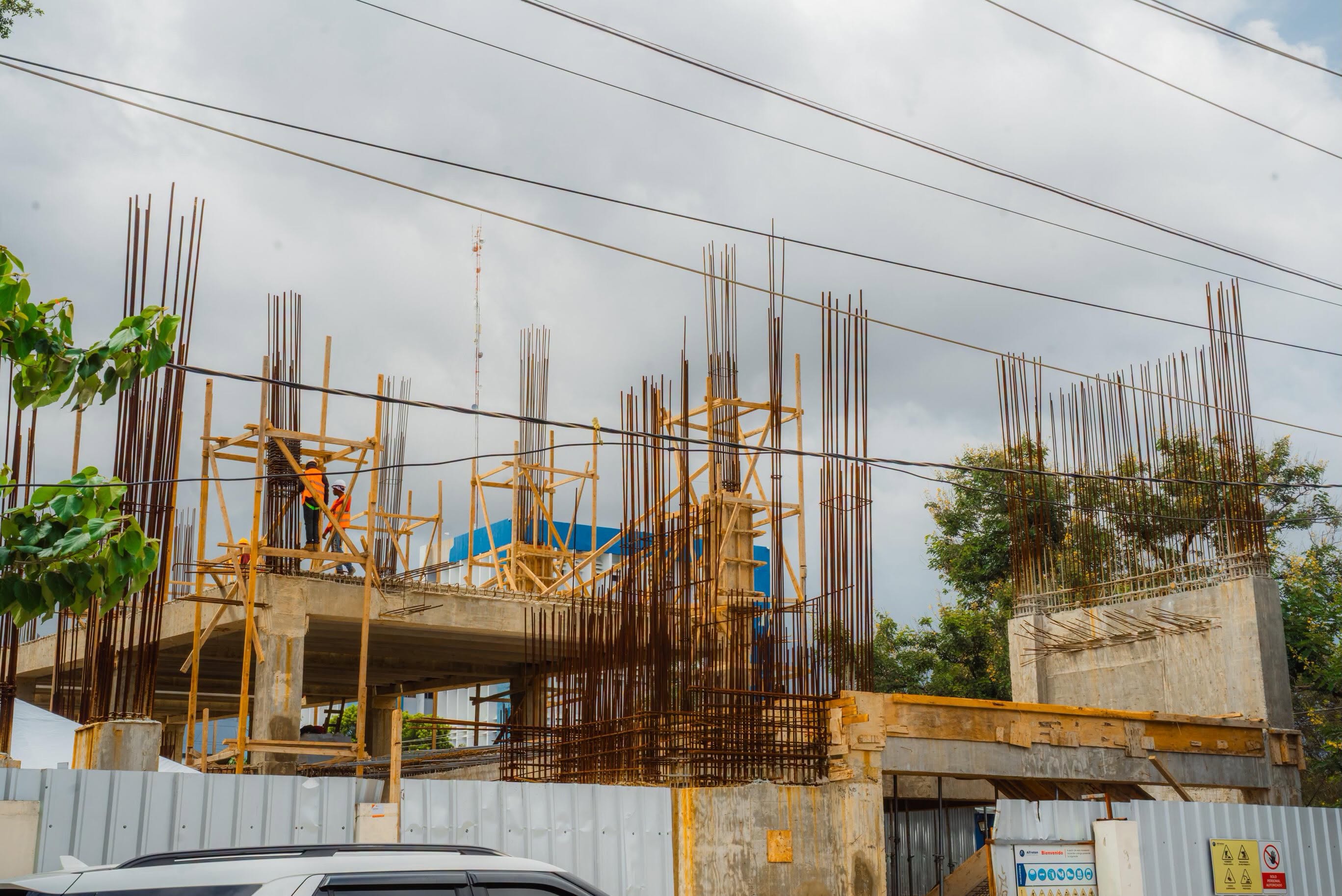 Parquéate RD avanza con nuevos parqueos que sumarán 532 espacios y modernizarán movilidad urbana