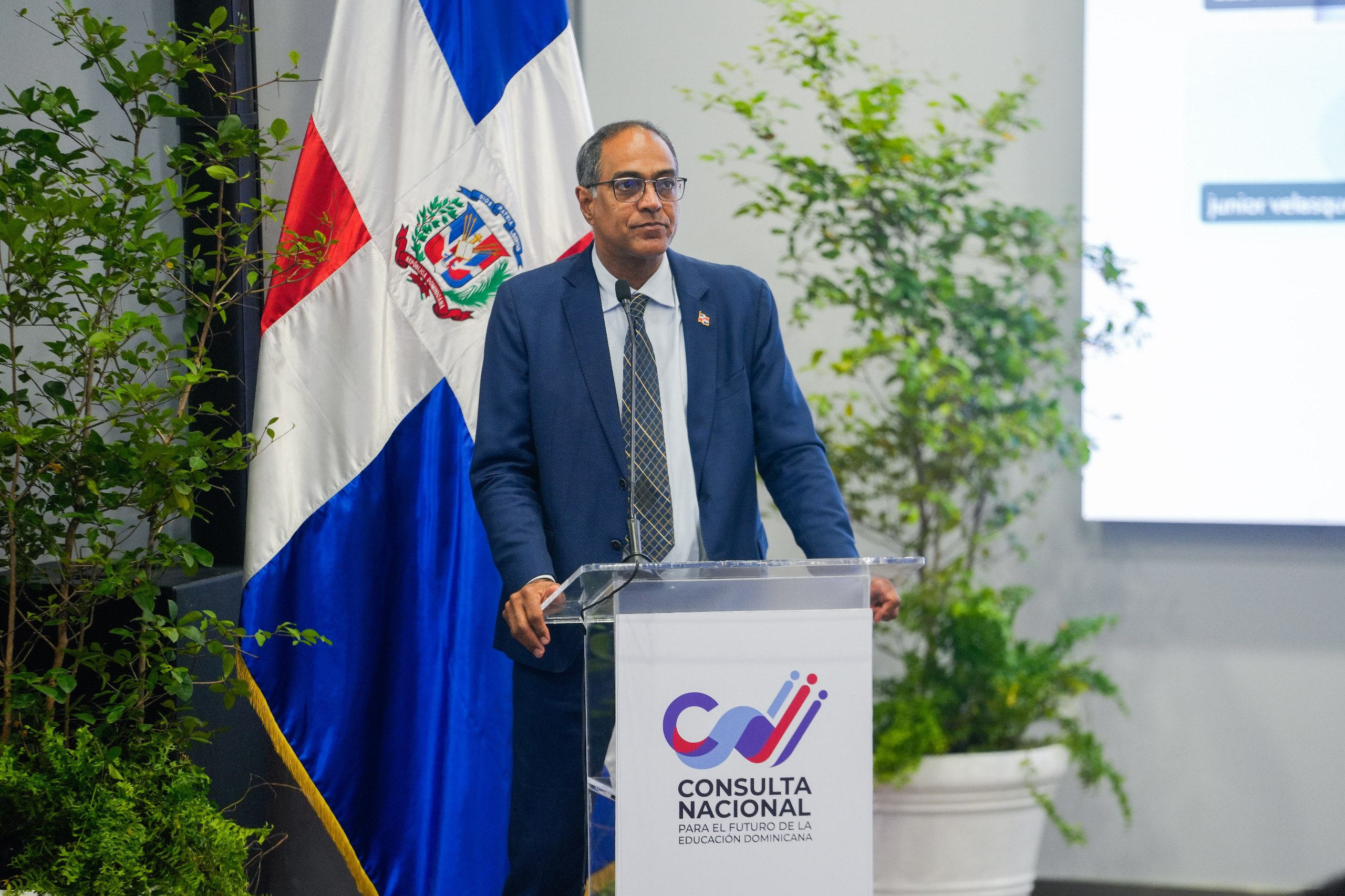 Gran Consulta incorpora a dominicanos en Europa para aportar propuestas al futuro de la educación nacional