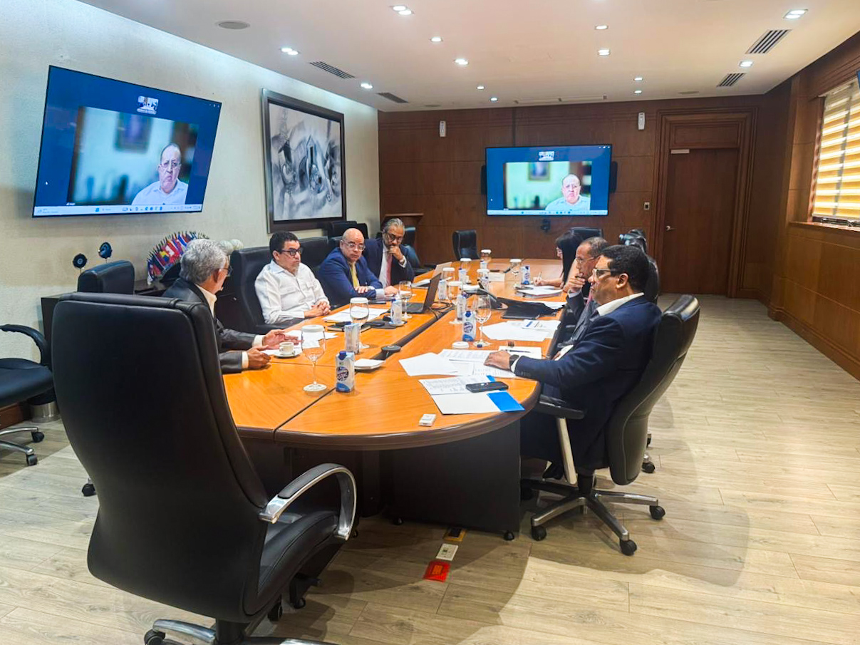 Pago a contratistas avanza con protocolo aprobado por la comisión para aplicar la Ley 16-26 y saldar deudas del Estado