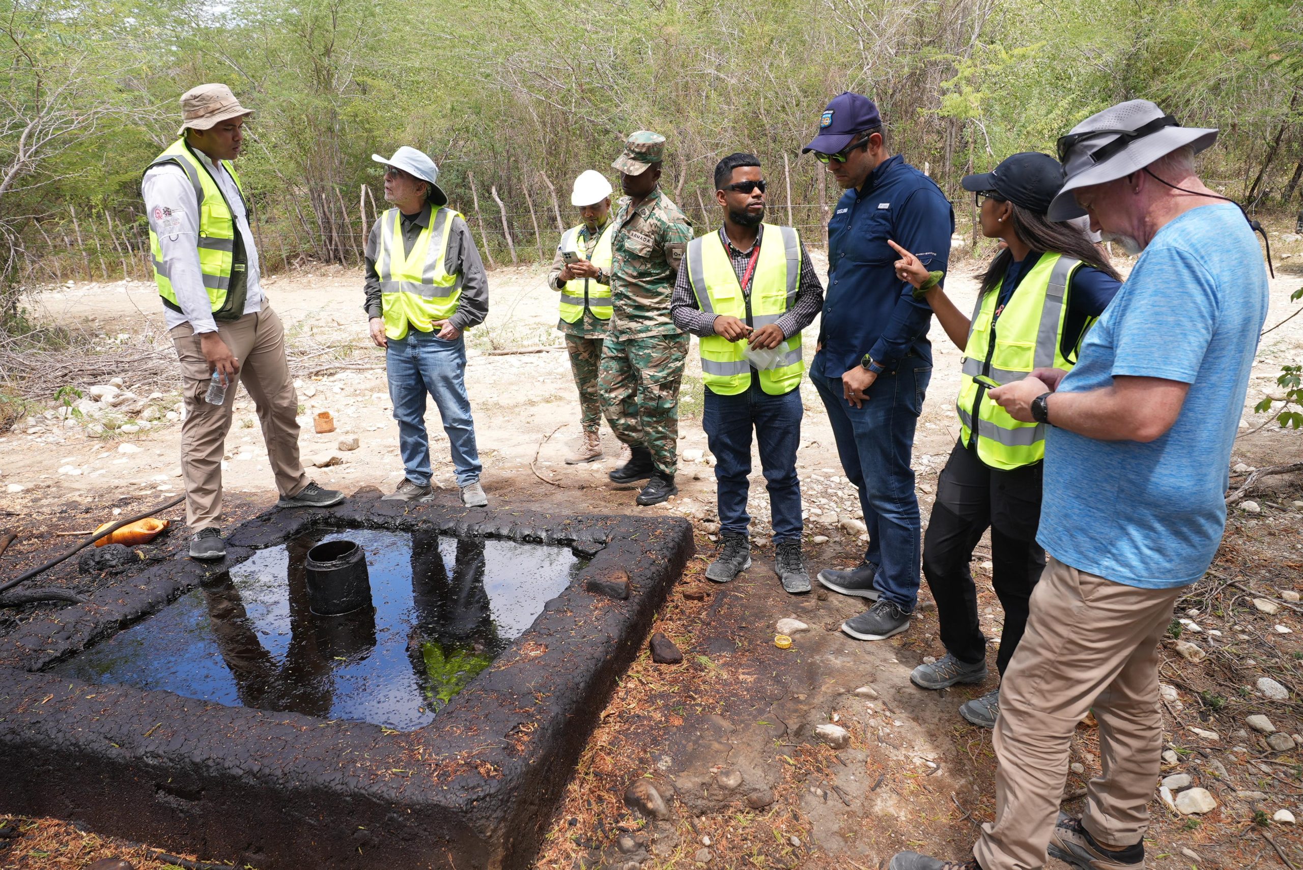 Potencial de hidrocarburos impulsa estudios de geólogos de Texas en la cuenca de Azua