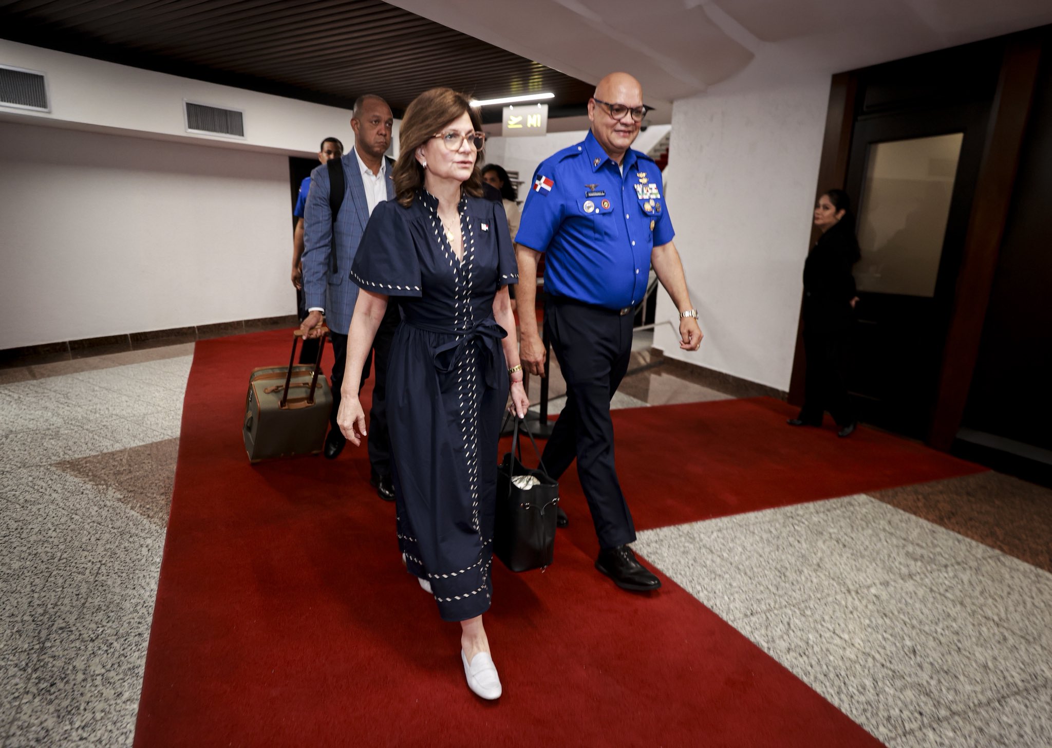Raquel Peña regresa al país tras concluir agenda oficial en Estados Unidos y España con reuniones clave