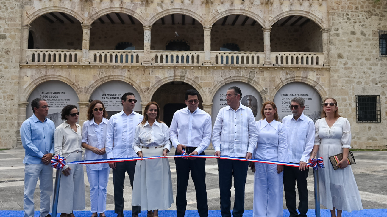Ciudad Colonial avanza con entrega del Alcázar de Colón y la instalación de más de 2,000 luminarias LED
