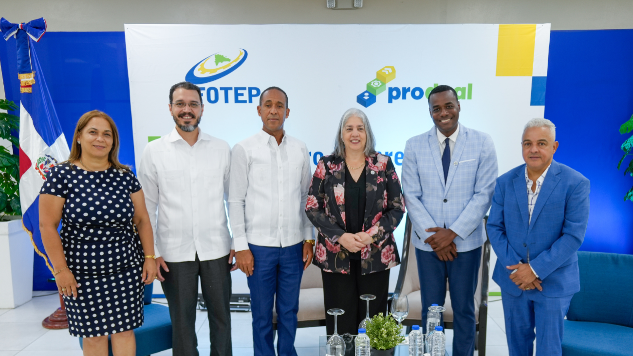 Formación dual fortalece vínculo entre Infotep y empresas con 349 alianzas y más de 10,600 egresados