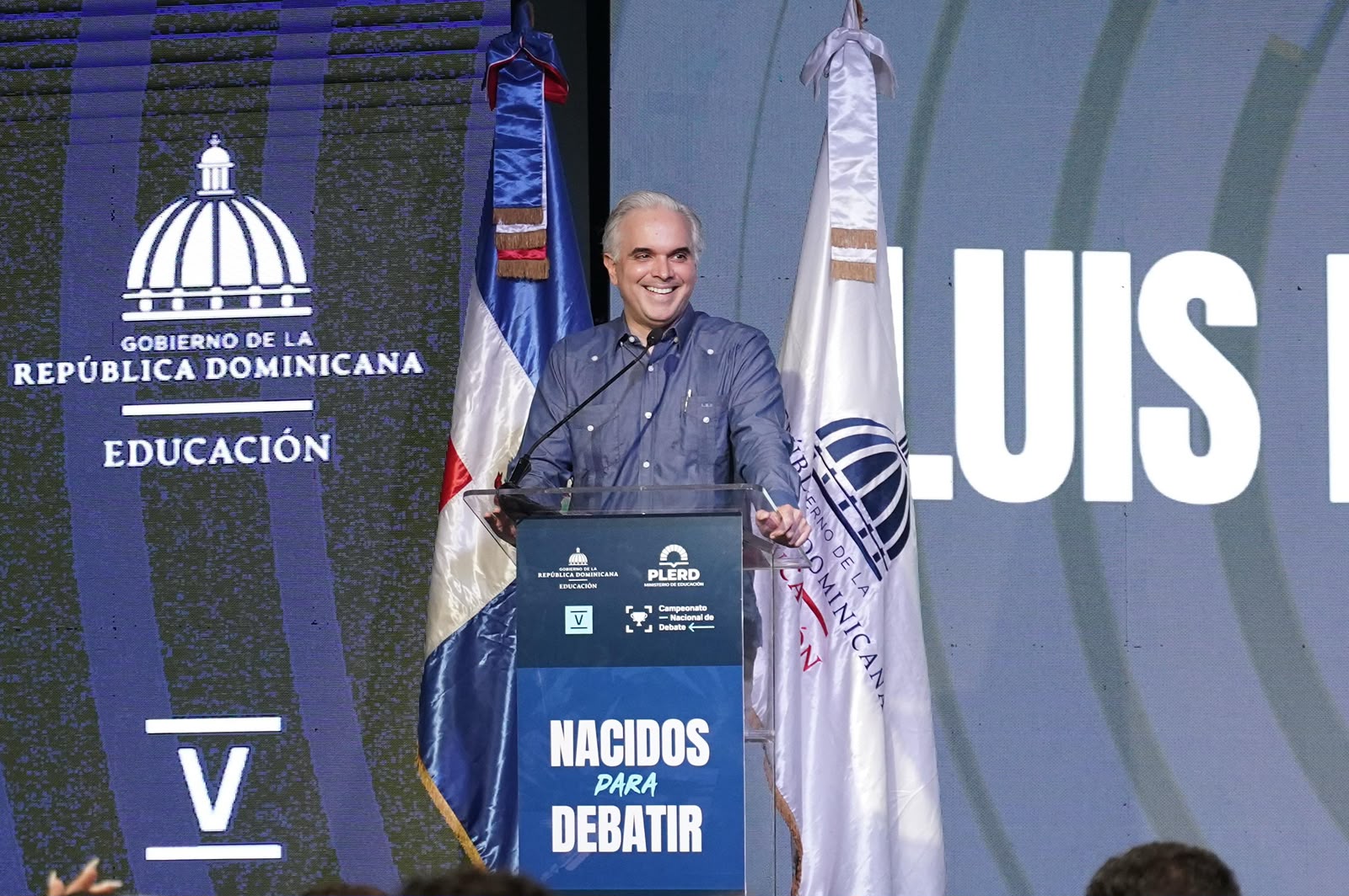 Debate escolar fortalece el pensamiento crítico y Luis Miguel De Camps destaca su impacto en los estudiantes